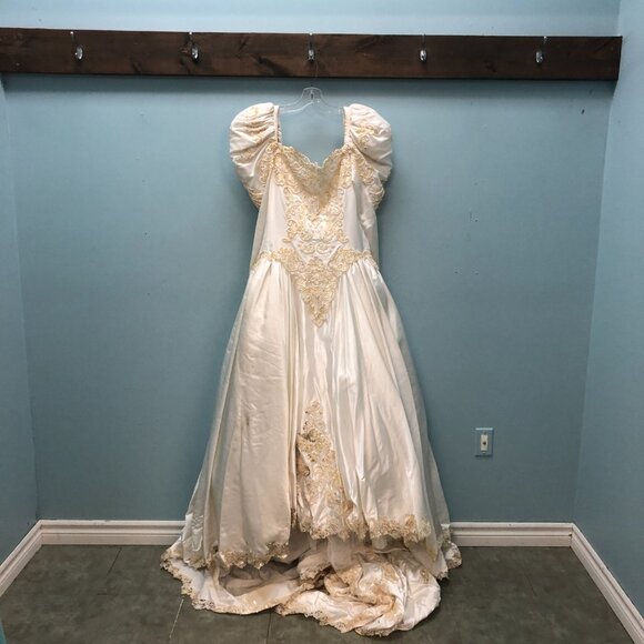 ZOMBIE Dead Corpse Bride, Halloween Wedding Dress, DAMAGED, Vintage Haunting - Picture 2 of 12